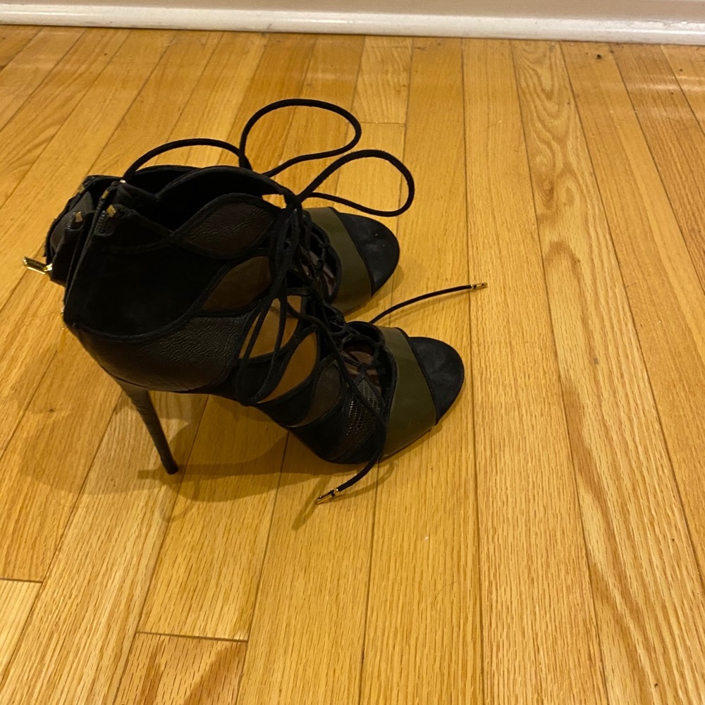 Shoes - Picture 2 of 5